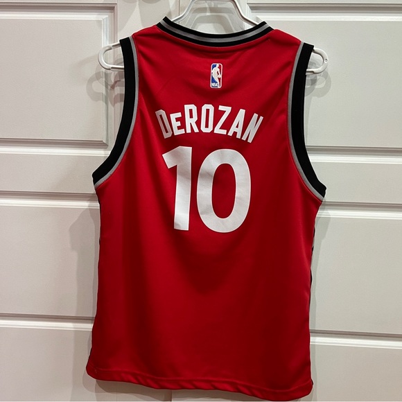 Raptors DeRozan Jersey - Picture 5 of 5